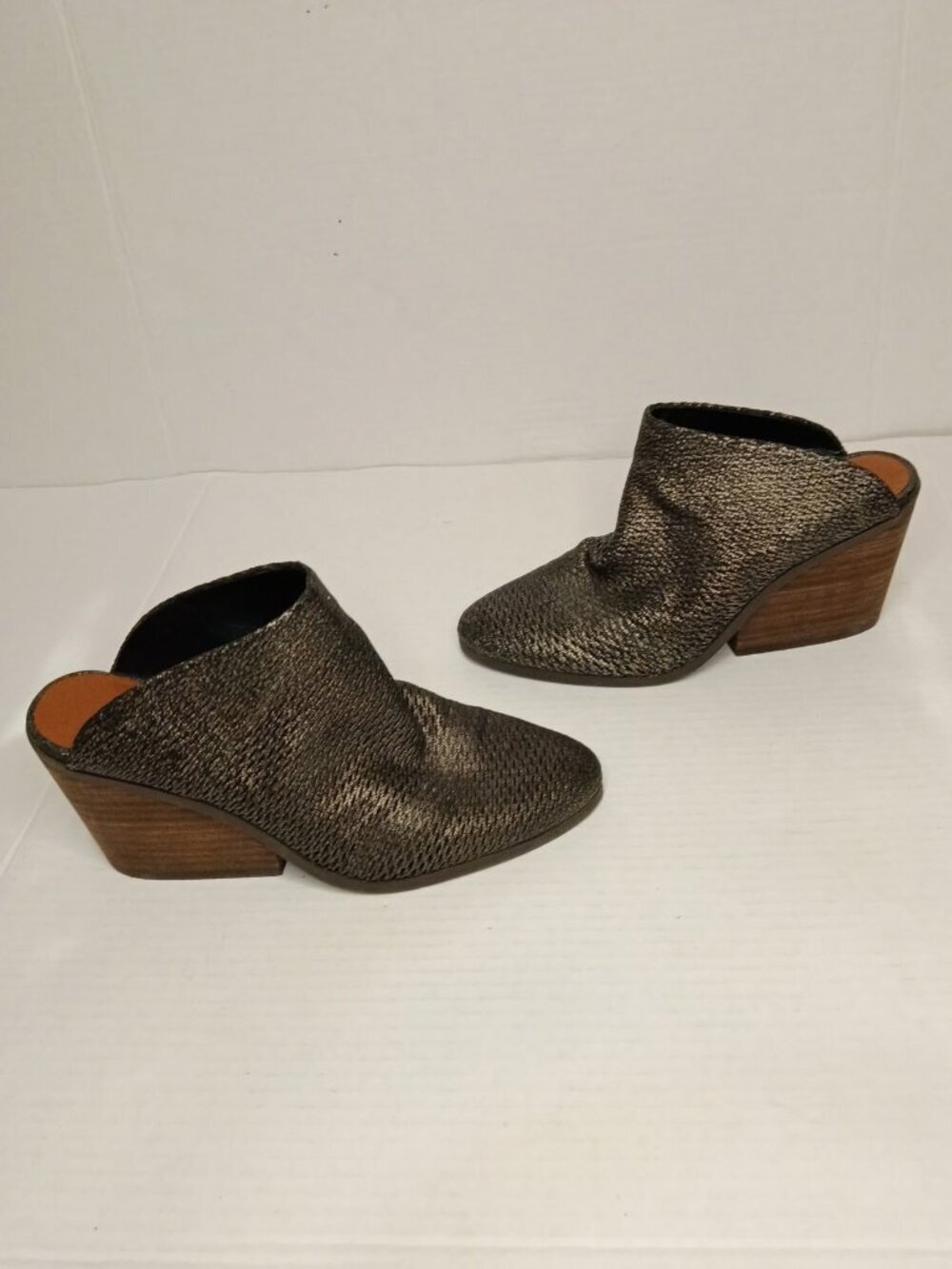 Lucky Brand Larsson Metallic Pewter Leather Block Heel Mules Women's Size 7.5